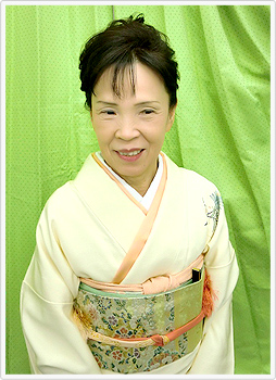 加納美容院和装スタイル